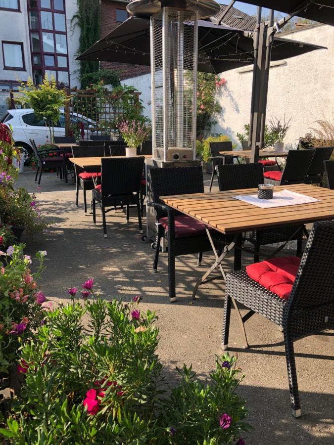 Hotel & Restaurant Arnoldusklause Düren - Eifel Εξωτερικό φωτογραφία