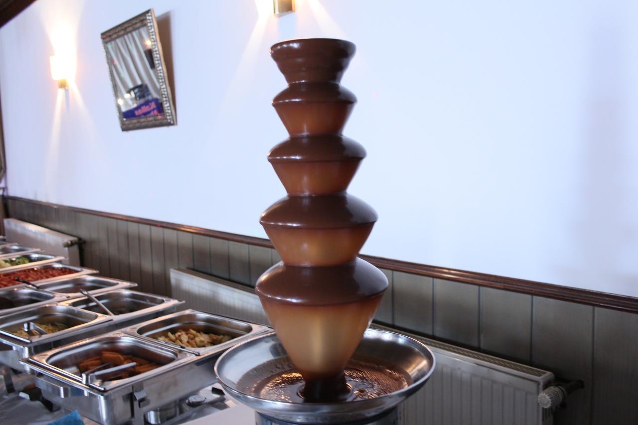 Hotel & Restaurant Arnoldusklause Düren - Eifel Εξωτερικό φωτογραφία